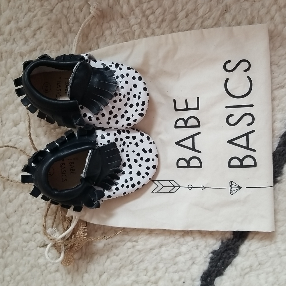 12-18 mos black & white dalmatian print fringe leather babe basics baby shoes